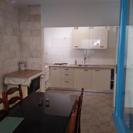 Apartment Boris Split